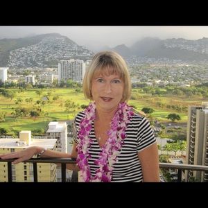 Meet your Posher, Valerie